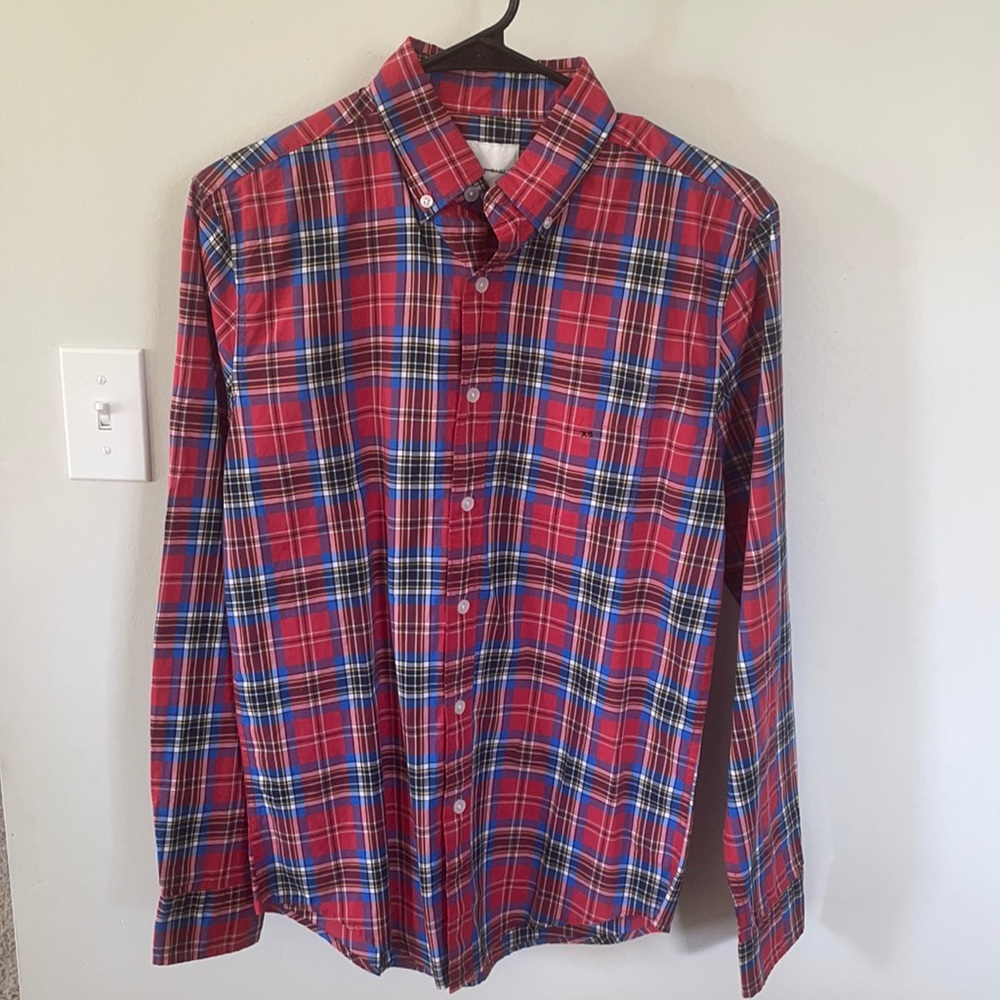New without tags American Eagle button down